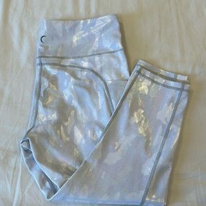 Zyia Silver Metallic Camo Light n Tights, Cropped
